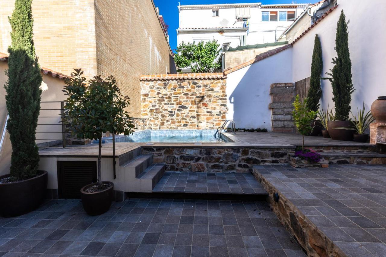 Apartamentos Turisticos De La Bernarda Caces Εξωτερικό φωτογραφία