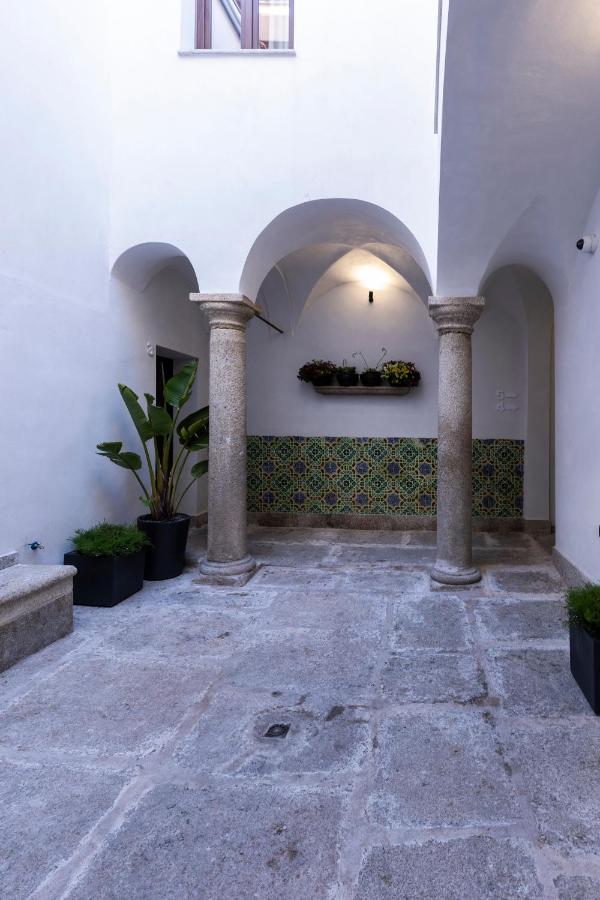 Apartamentos Turisticos De La Bernarda Caces Εξωτερικό φωτογραφία